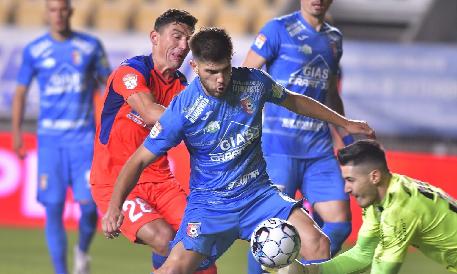 FCSB – Chindia Târgoviște se va disputa cu porțile închise