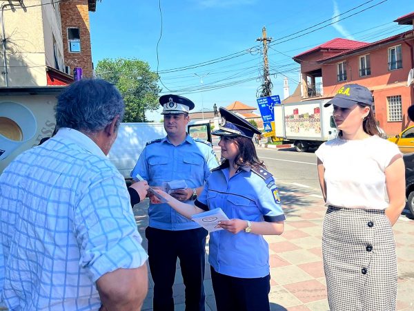 Acțiune de informare preventivă în rândul cetățenilor și elevilor din comuna Potlogi