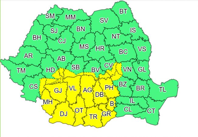 ATENȚIE DÂMBOVIȚENI, tot județul este sub atenționări CODURI GALBENE de ninsori, polei și viscol
