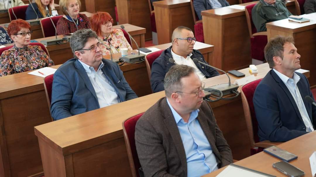 Dezvoltarea fiecărui sat, fiecărei comune, a orașelor și municipiilor din Dâmbovița, este un angajament pe care Corneliu Ștefan și l-a asumat încă din prima zi ca președinte al Consiliului Județean Dâmbovița.