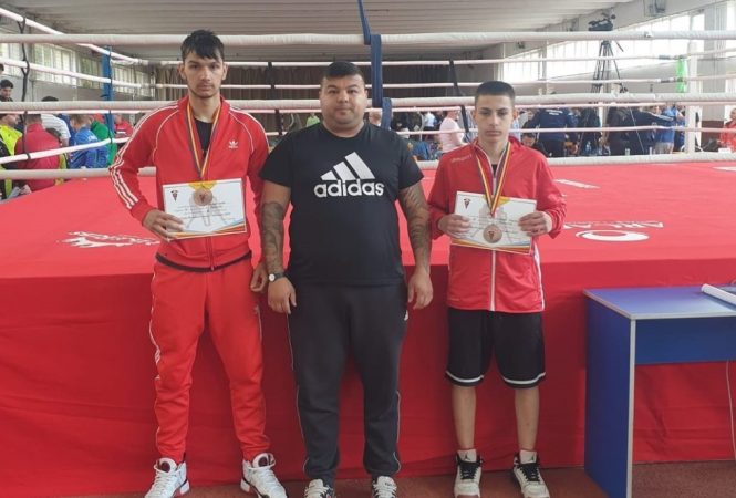 Pugiliștii Clubului Sportiv Târgoviște s-au remarcat din plin la ediția din acest an a Cupei României la box pentru juniori