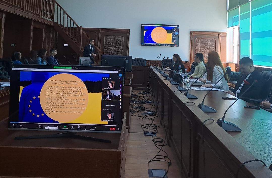 Peste 100 de tineri, studenți și elevi au participat la Sesiunea de comunicări științifice studențești ”Norme, valori și repere contemporane