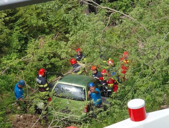 Jandarmii, pompierii și salvamontiștii dâmbovițeni au fost în alertă, au avut mai multe intervenții în zona montană Padina-Peștera