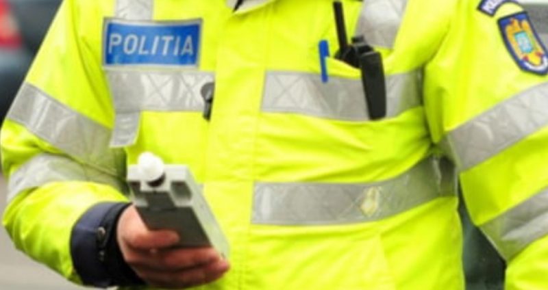 Surprins de polițiști sub influența alcoolului la volanul unui autoturism pe străzile din Târgoviște