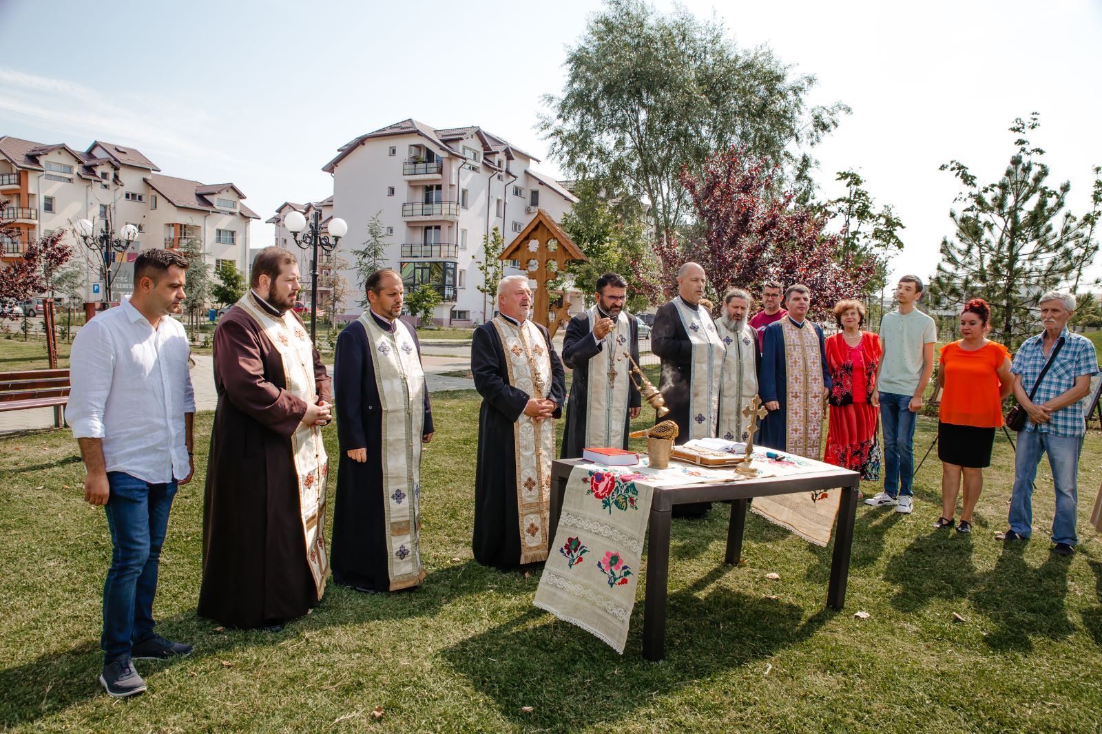 Cu prilejul împlinirii a 116 ani de la trecerea la cele veşnice a pictorului Nicolae Grigorescu, în parcul orașului Titu