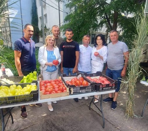 Prefectul județului, Claudia Gilia a fost în mijlocul producătorilor locali din întreg județul Dâmbovița