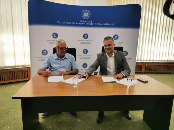 Mai multe străzi din satul Ghirdoveni, comuna I.L.Caragiale, se vor asfalta