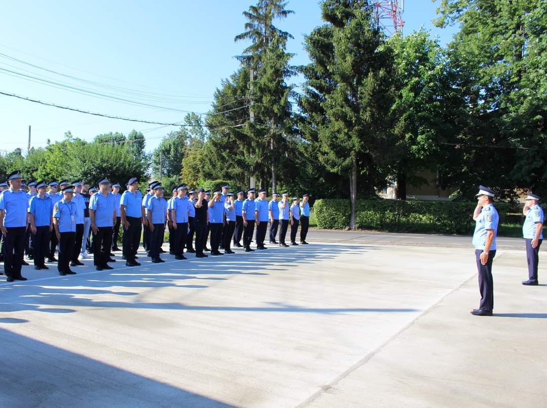 Avansări în grad, un ofițer și 35 de subofițeri au fost avansați în gradul următor la termen.