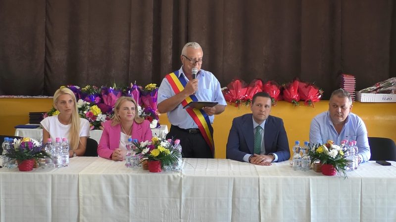 Comuna I.L.Caragiale a fost în sărbătoare, s-a acordat titlu de „Cetățean de Onoare Post-Mortem” prof.univ.dr. Stanciu D. Cărpenaru și au fost premiate 12 cupluri de aur