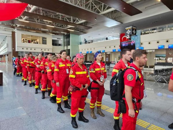 Aplaudată la scenă deschisă, echipa României a dus, încă odată, numele țării noastre la cel mai înalt nivel