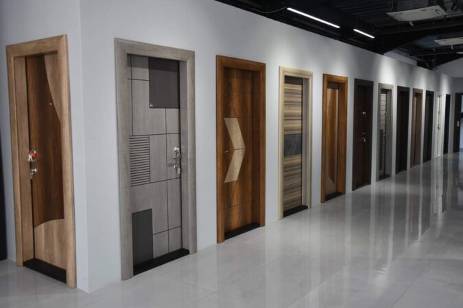 MegaDoor: Performanță Continuă în Fabricarea Ușilor Metalice