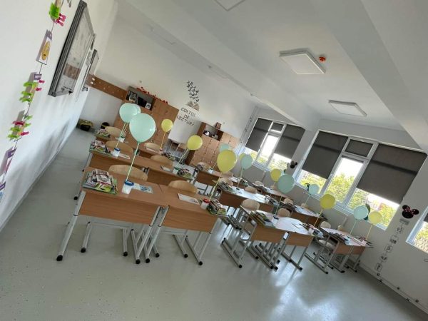 Octombrie vine cu vești bune atât pentru angajații din educație cât și pentru beneficiarii programului Sprijin pentru România.