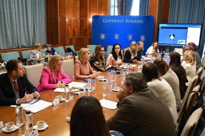 Dezbatere pe tema violența și hărțuirea la locul de muncă