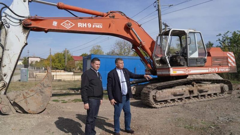 În comuna Niculești, se lucrează la extinderea rețelei de canalizare