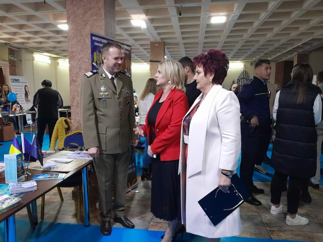 178 de persoane au selectate în vederea angajării, Agenția Județeană pentru Ocuparea Forței de Muncă Dâmbovița în parteneriat cu Consiliul Județean Dâmbovița