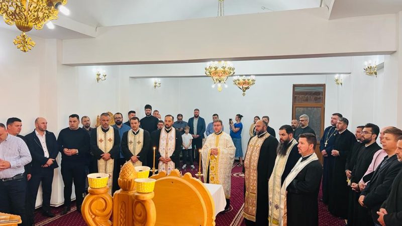 La  Seminarul Teologic Ortodox „Sfântul Ioan Gură de Aur” din Târgoviște a avut loc revederea promoției 2003