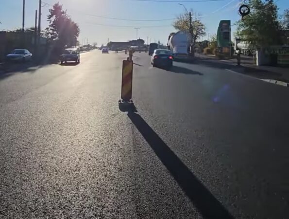 S-au finalizat lucrările care au vizat turnarea celor trei straturi de asfalt pe artera Calea București