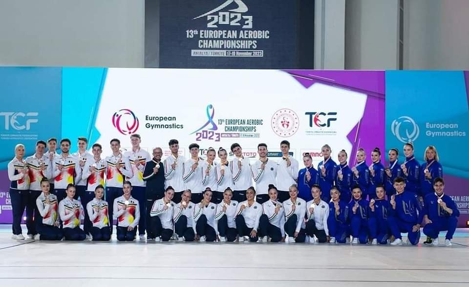 Aur și argint pentru România la Campionatele Europene de gimnastică aerobică de la Antalya! 