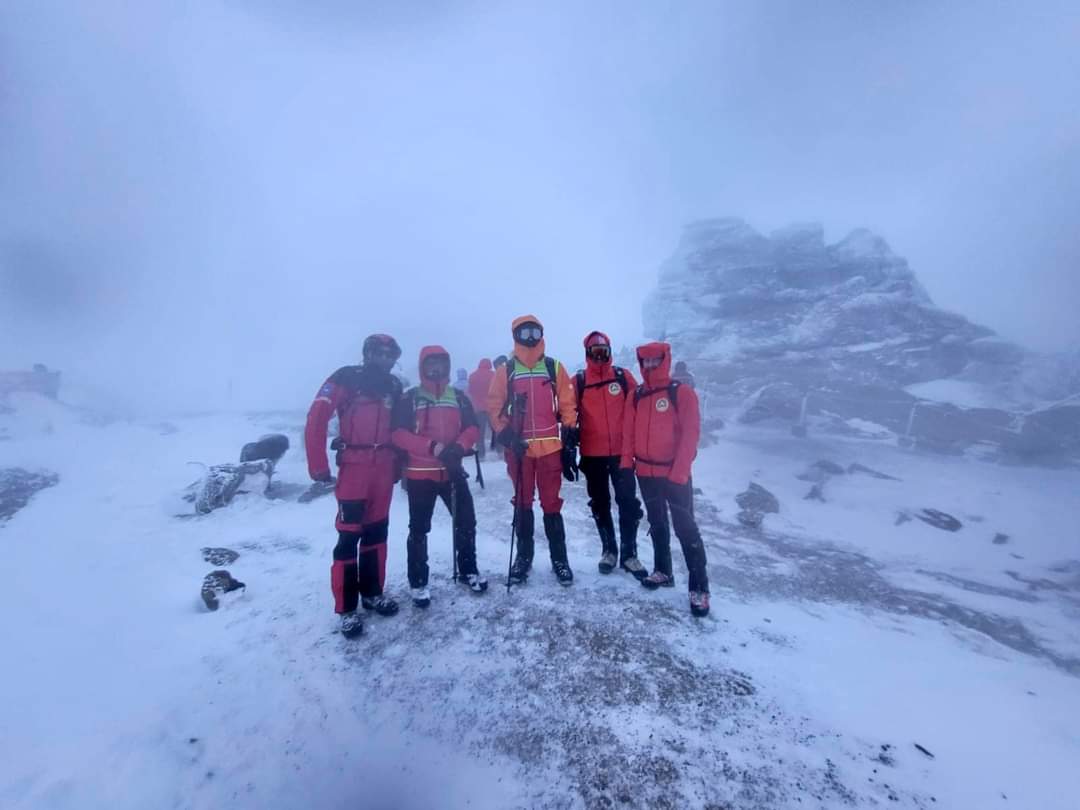 Viscolul, gerul și ninsoarea au dat peste cap pelerinajul de ziua Sfinxului, sărbătorită în fiecare an pe 28 noiembrie.