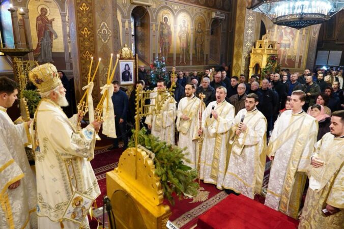 Cu prilejul sărbătorii Nașterii Domnului, luni, 25 decembrie 2023, în prezența a numeroși credincioși din Municipiul Târgoviște și din împrejurimi