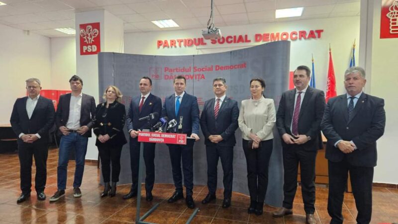 PSD Dâmbovița și-a făcut bilanțul pentru anul 2023, un an al consolidării politice Președintele PSD Dâmbovița, Corneliu Ștefan alături de prim-vicepreședintele PSD Dâmbovița, senatorul Titus Corlățean, secretarul executiv al organizației