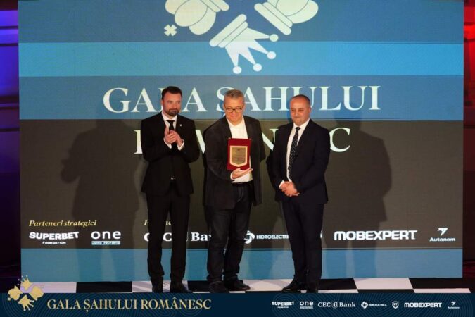 Parteneriatul  dintre Jandarmerie și Federația Română de Șah,  a început cu câteva luni în urmă. A fost o surpriză  să aflăm câți jandarmi sunt pasionați de șah.