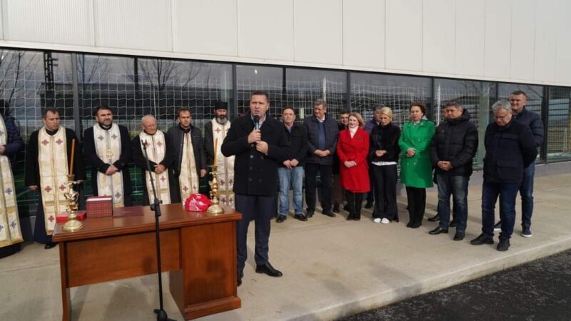 S- inaugurat la Potlogi, o sală de sport modernă