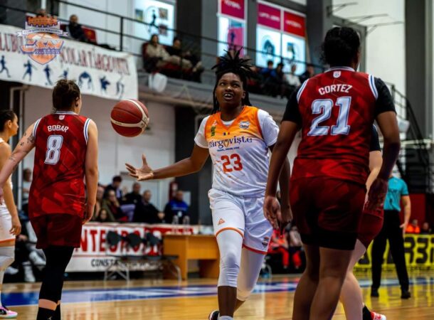  Baschetbalistele de la CSM Târgoviște au făcut un meci bun în fața unei săli pline, împotriva Campioanei României, SEPSI SIC SF. Gheorghe. 