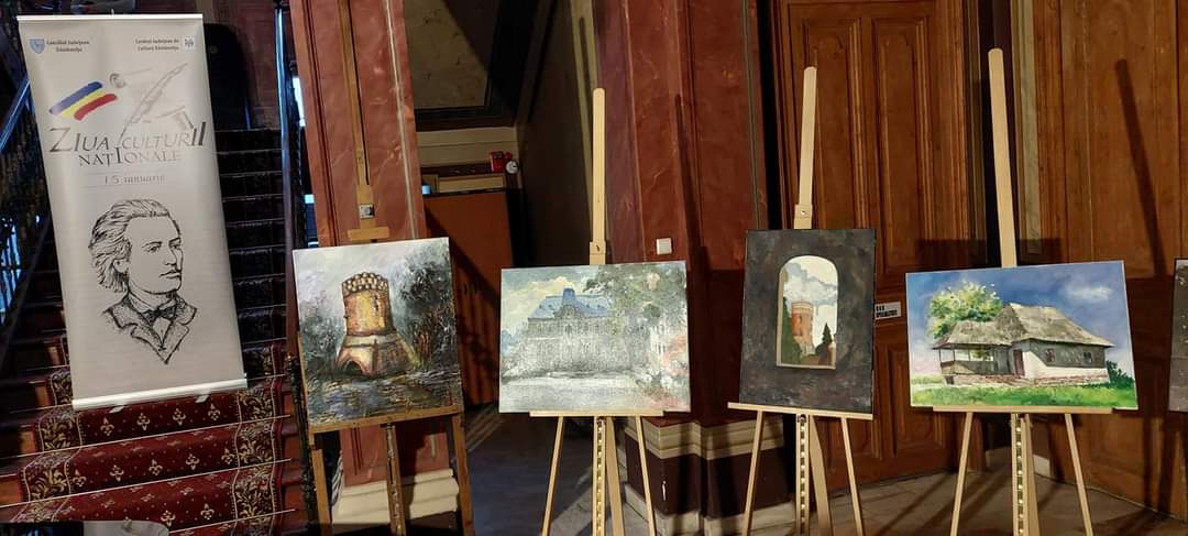 Ieri după-amiază, Centrul Județean de Cultură Dâmbovița a sărbătorit Ziua Culturii Naționale, aducând un omagiu mareului poet al românilor, Mihai Eminescu.