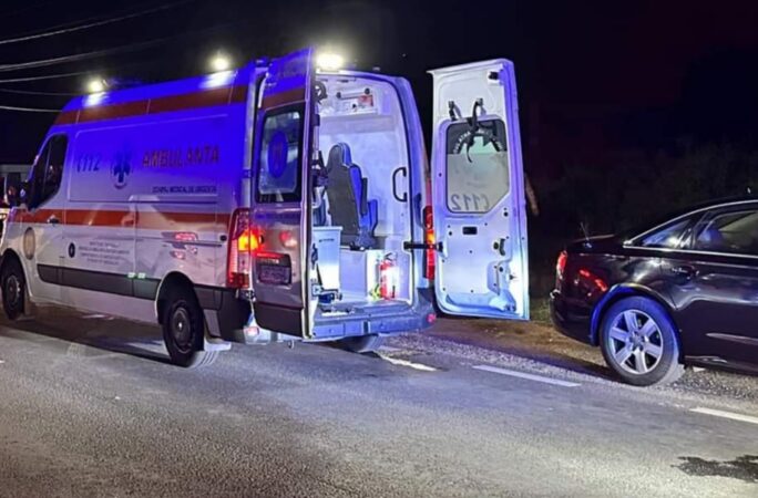 Coliziune în lanț pe DN 72, în localitatea Răzvad Polițiștii din cadrul Serviciului Rutier au fost sesizați cu privire la producerea unui accident rutier în localitatea Răzvad.