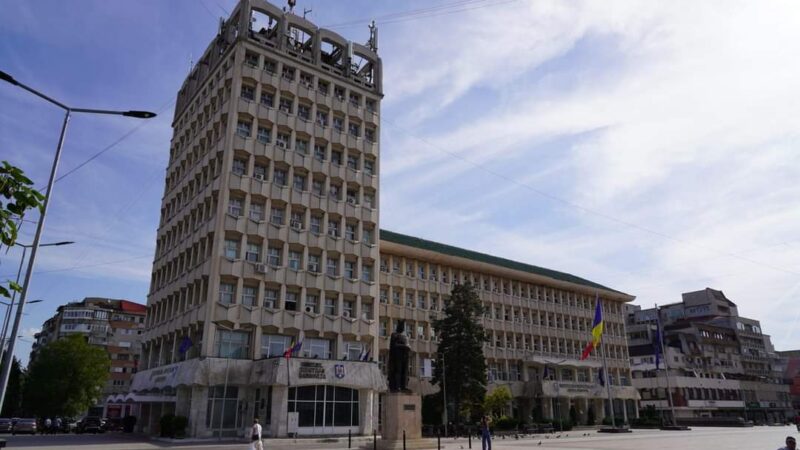 A fost lansată licitația publică pentru proiectul ce vizează reabilitarea și modernizarea clădirii în care funcționează CJ Dâmbovița