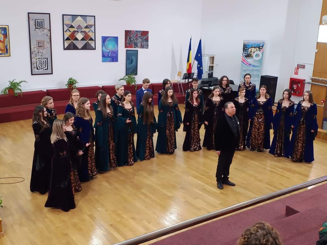  A avut loc un concert,  gândit să evidențieze pe de o parte specificul cultural național, iar pe de alta să identifice legături între cultura națională și cea internațională.