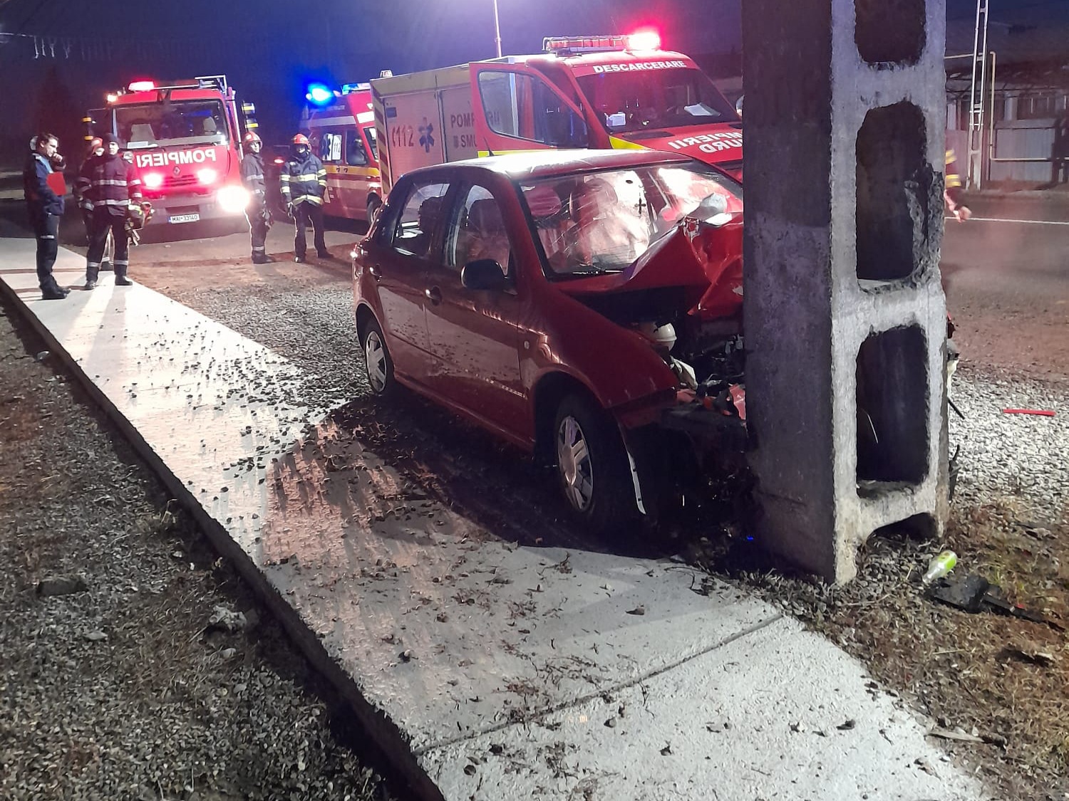 Din primele verificări efectuate, polițiștii au constatat că un bărbat de 34 de ani, în timp ce ar fi condus un autoturism