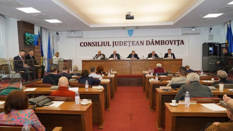  A avut loc  ședința ordinară a CJ Dâmbovița  în cadrul căreia  s-a votat bugetul pentru anul 2024. A fost un  VOT pentru Dâmbovița