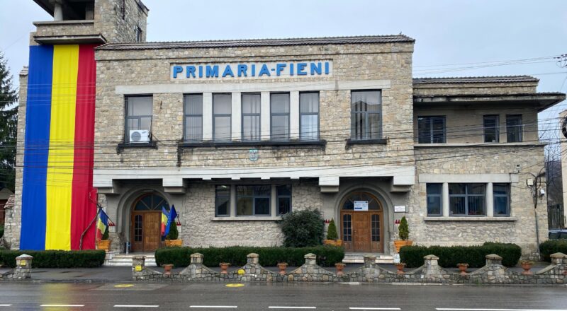 Primăria Fieni acordă o reducere de 10 % la plata taxelor și impozitelor locale achitate integral până la 31 martie 2024 Contribuabilii, persoane fizice care își achită integral, până la 31 martie 2024, inclusiv, taxele și impozitele locale aferente anului în curs