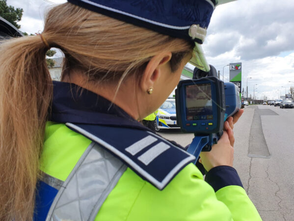 Polițiștii din Dâmbovița au intensificat acțiunile pentru siguranța traficului,  au organizat o acțiune de tip Blitz, pe drumul național