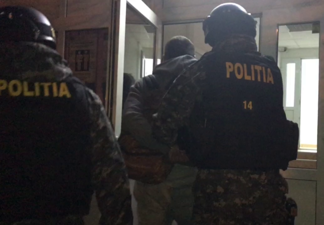În urma cercetărilor efectuate de polițiștii din cadrul Secției nr. 5 Poliție Rurală Voinești, sub coordonarea unui procuror