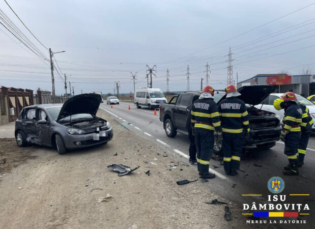Joi, în jurul orei 14:04, pompierii au fost solicitați să intervină în cazul unui eveniment rutier în localitatea Dumbrava,