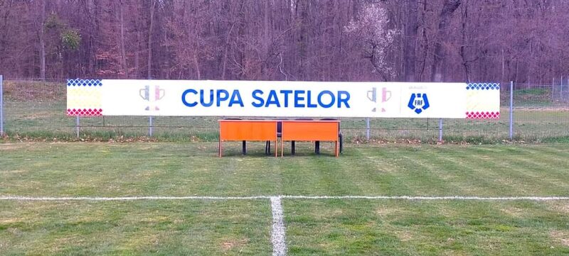 Comuna Bucșani a câștigat Trofeul de campioană județeană la Cupa Satelor Turneul final la Cupa Satelor s-a desfășurat ieri în premieră, la Nucet, începând cu ora 15.00. Trofeul de campioană județeană