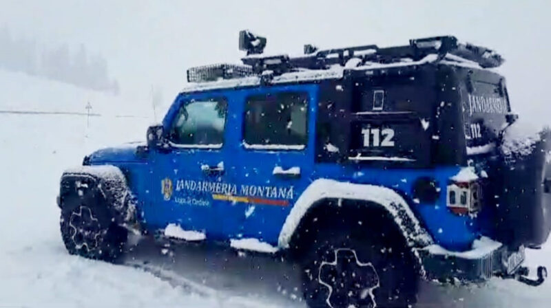 Este iarnă în toată regula în zona montană dâmbovițeană Padina-Peștera.