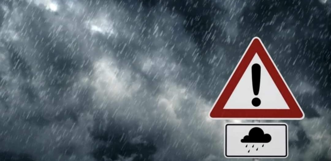INFORMAREA METEOROLOGICĂ este valabilă până în această seară, ora 20:00. Fenomene vizate: precipitații moderate cantitativ, intensificări ale vântului.