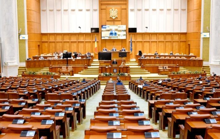 Camera Deputaţilor a adoptat, marți, în calitate de for decizional, „Legea 2 Mai”, care prevede că traficanţii de droguri de mare risc