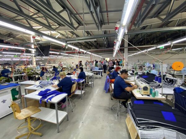 AJOFM Dâmbovița anunță, că astăzi sunt  disponibile 263 de locuri de muncă, din care 238 sunt pentru persoanele calificate în diverse meserii.