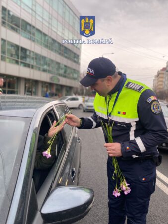 Polițiștii dâmbovițeni vă urează o primăvară frumoasă cu deplasări în siguranță!