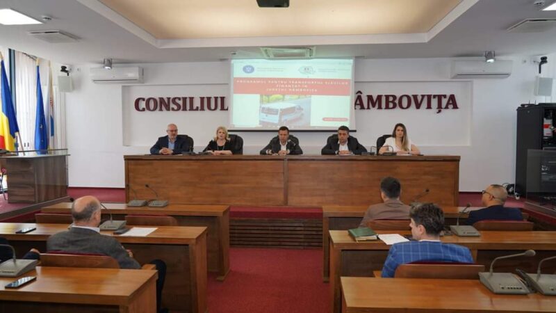 CJ Dâmbovița  și AFM au semnat contractul de finanțare pentru achiziționarea a  17 microbuze școlare electrice și hibride