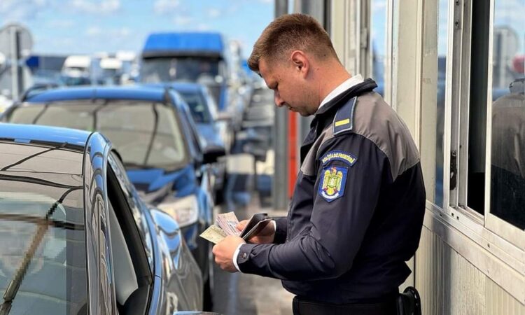 Poliţia de Frontieră Română este pregătită cu personal şi tehnică în vederea efectuării unui control eficient, rapid şi optim la graniţă.