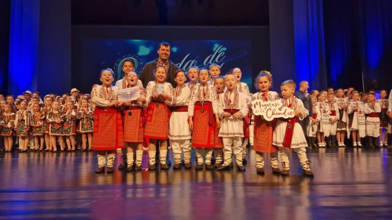 Mugurașii au participat la Concurs Internațional de Dans " Lebada de Cristal", editia a XI-a. Ca de fiecare dată,