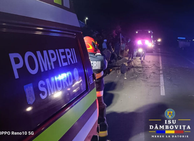 Noaptea trecută, pompierii dâmbovițeni au fost  solicitați să intervină în  cazul unui eveniment rutier în localitatea Petrești.