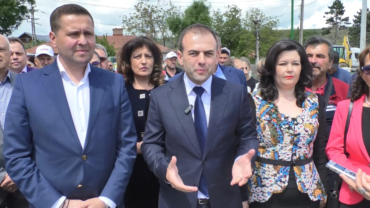 Primarul comunei Răzvad, Emanuel Spătaru, și  echipa sa de consilieri locali, și-au depus candidaturile pentru un nou mandat