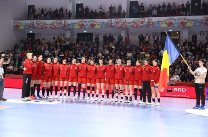 România câștigă meciurile cu Bosnia (38-16) și Grecia (31-24) şi încheie grupa de calificare la Campionatul European de Handbal feminin din 2024 cu maximum de puncte. 
